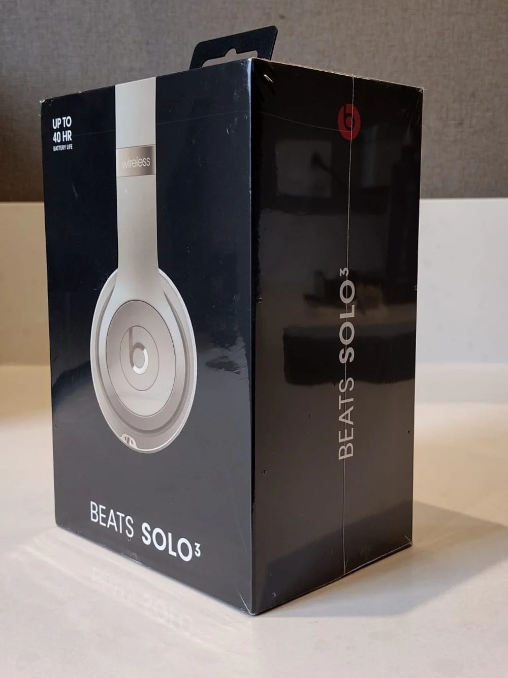 Beats Solo3 Wireless On-Ear Bluetooth Headphones - Gold MT283LL/A